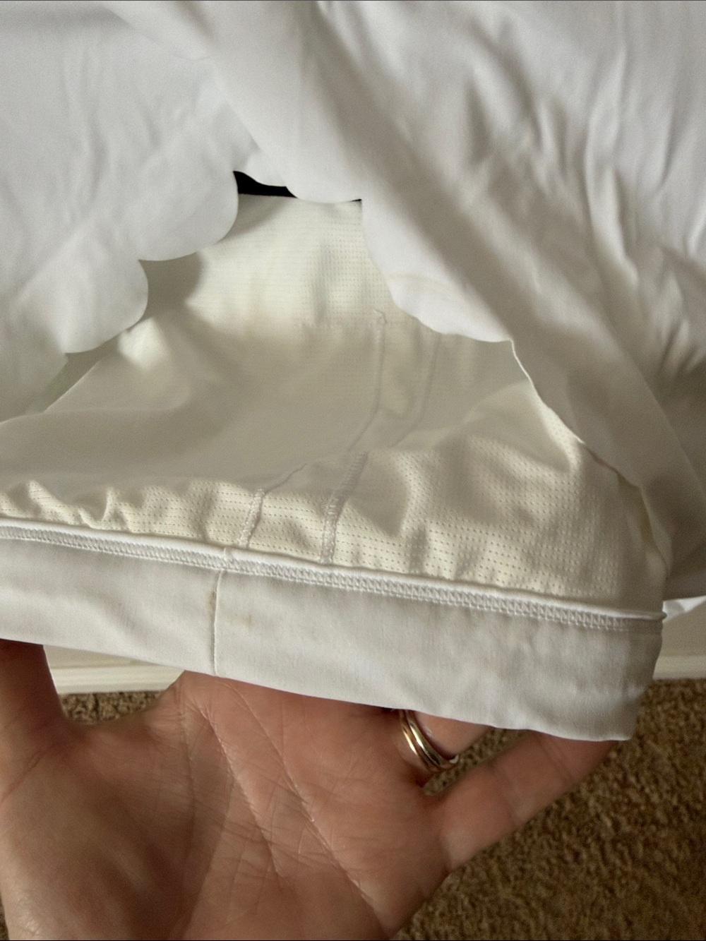 SHEIN White Long Sleeve Scallop Back Crop Top - Picture 5 of 6